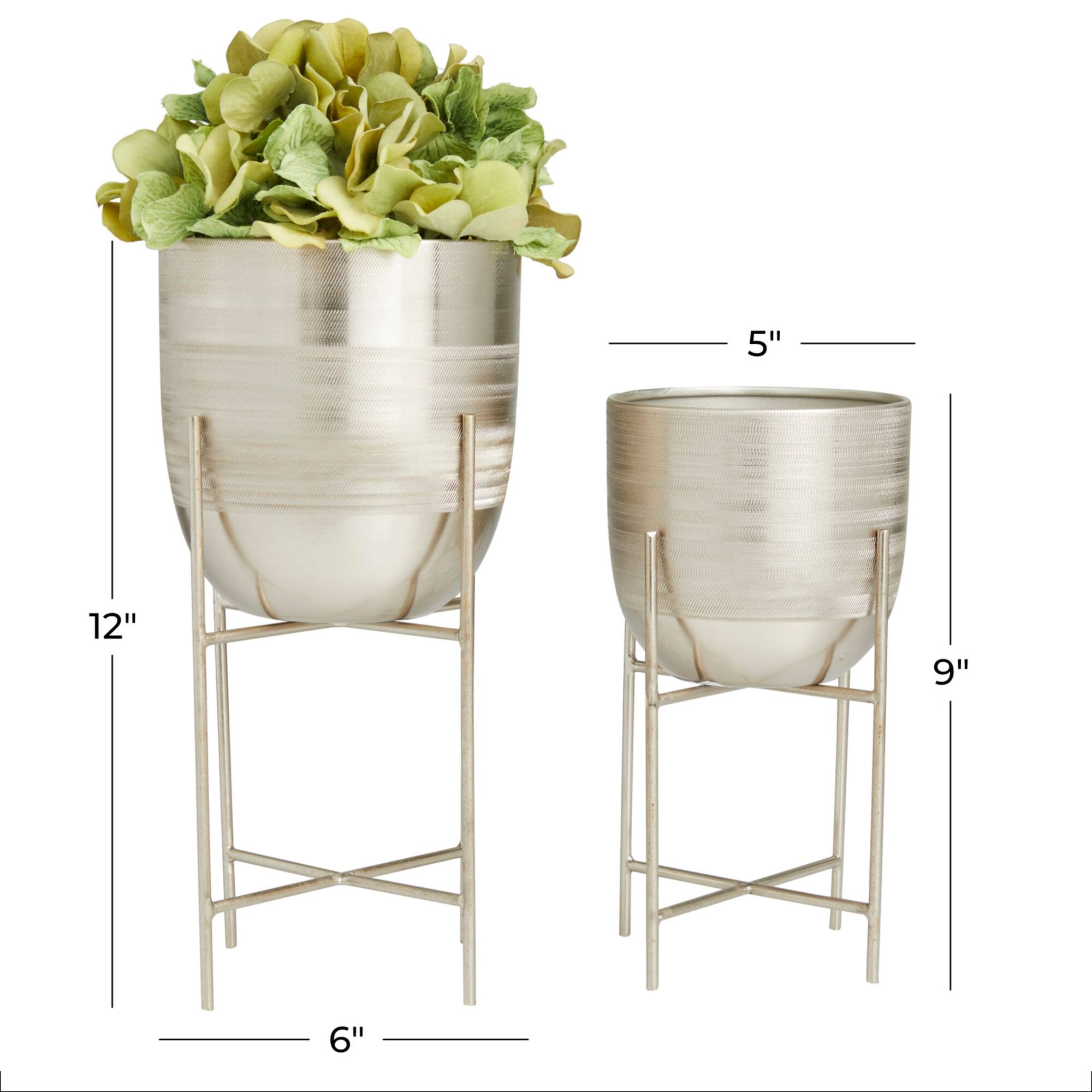 Silver Modern Planter, Set of 2" 6", 5"